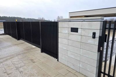 Palissadstängsel Verticale och betongstaket Horizon