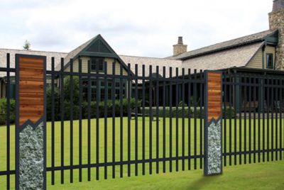 Moderna metallstolpar